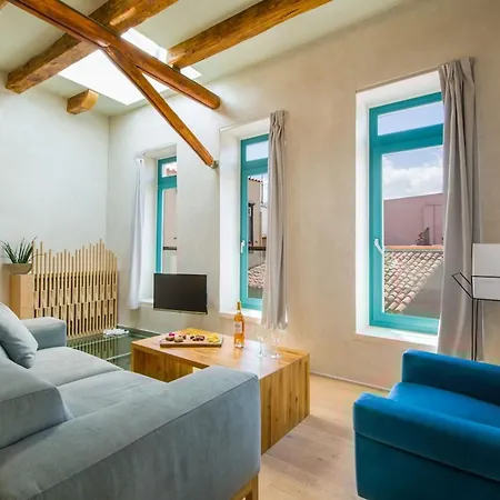 Tatil Evi Olvia - Historic In Chania *